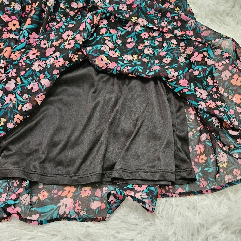 Floral Black Dress - Picture 2 of 7